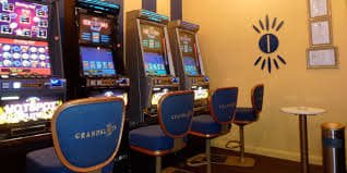 spins ငွေသွင်းနည်း KBZPay Wave Money AYA Pay MMK လောင်းကစား Deposit
